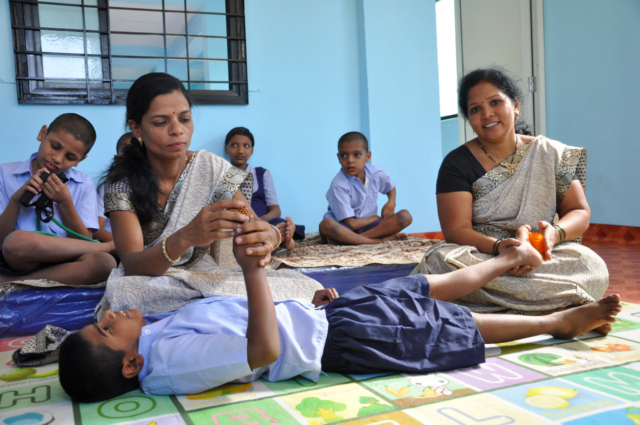 Beginning of Aapulki School